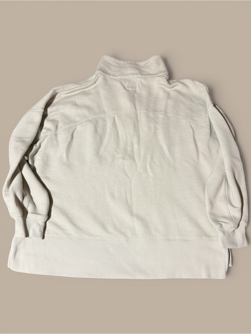 American Eagle | Big Hug Oversized Henley - Picture 2 of 5